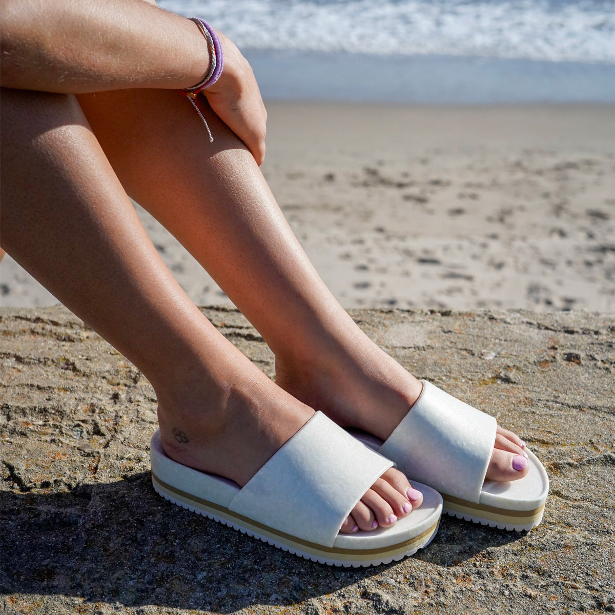 Plataforma East Beach Slide - Gamuza